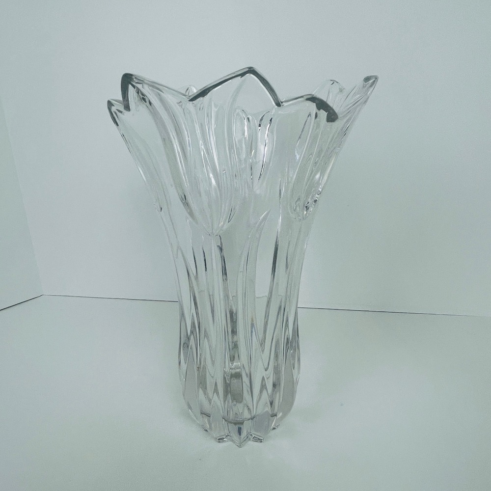 Gorham Crystal Glass Tulip Vase Clear Ribbed Scalloped Rim 10.5 Inch Excellent
